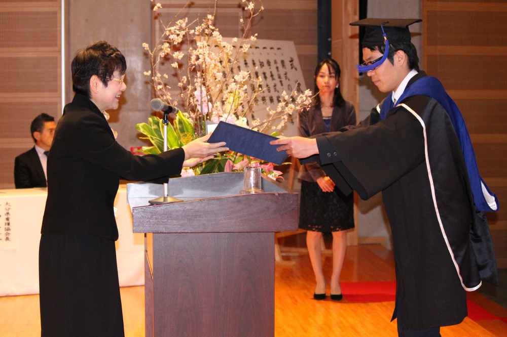平成28年度卒業証書・学位記授与式の画像2