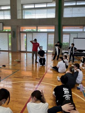 学生1