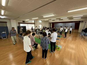 学生2