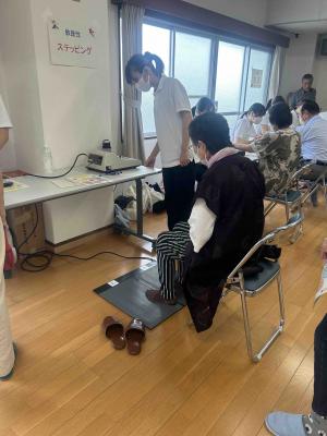 学生3