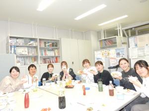 食事会